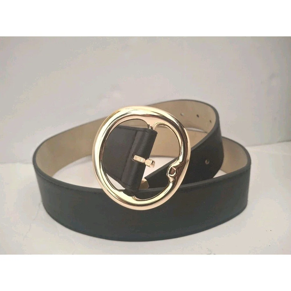 Steve Madden Women's Leathet Black Belt Gold Buckle Gold Tip Size Large Classic